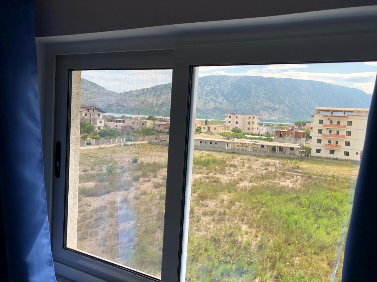 Doci Seven Hotel Velipoje Luaran gambar